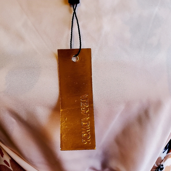 ALEXIA ADMOR | Iris Dolman Sleeve Faux-Wrap Dress in Beige Floral sz 3X - Picture 8 of 14